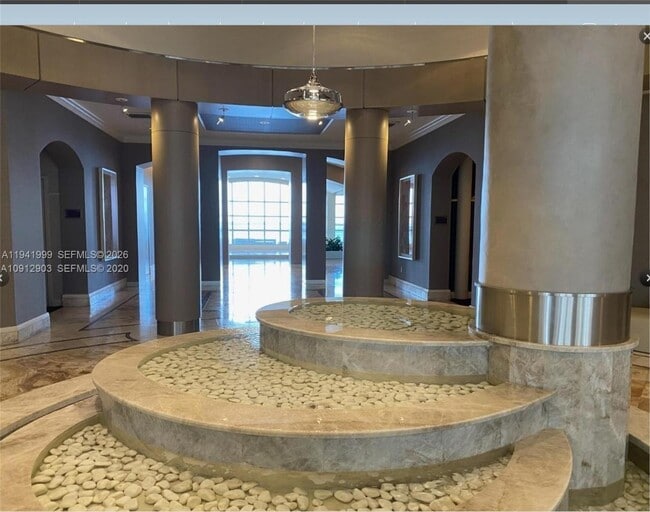 Foto del edificio - 808 Brickell Key Dr