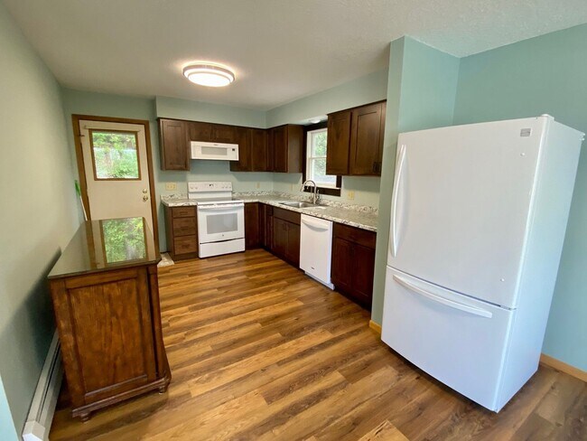 Foto del edificio - Nice 3 Bedroom house on the river front in Hudson