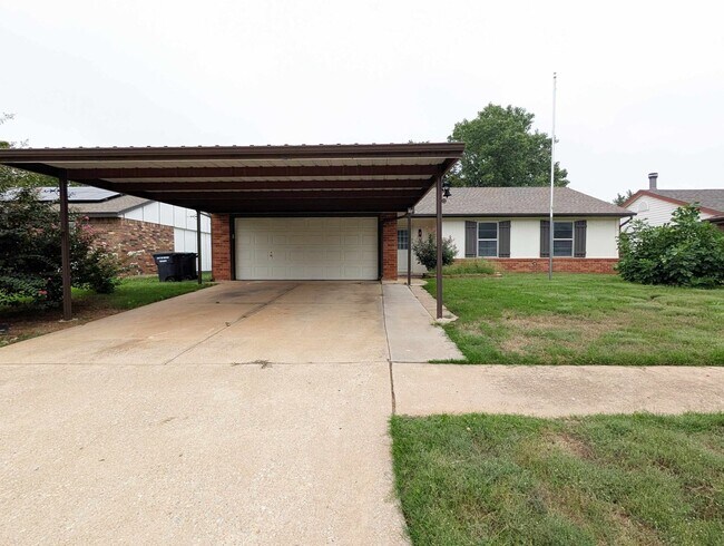 Foto del edificio - 4 Bed Remodel in Moore