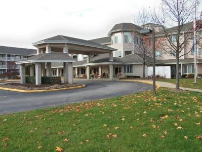 Building Photo - Holiday Redbud Hills