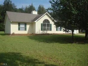 Building Photo - 41 Sandstone Ln