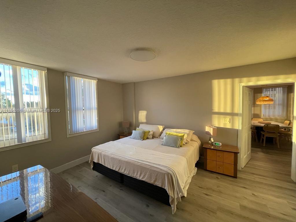 Foto principal - 2080 S Ocean Dr