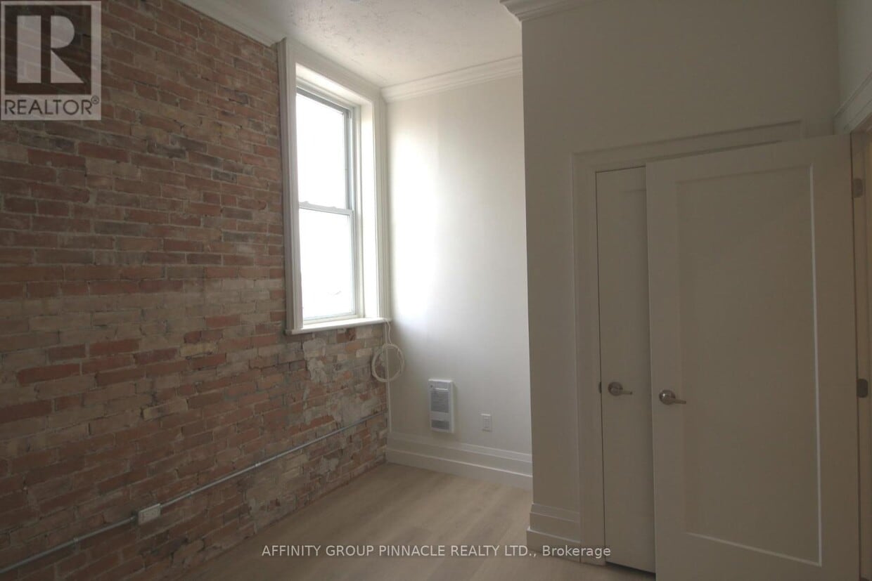 Photo principale - 3 Cambridge St S