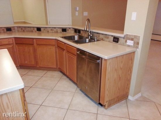 Foto del edificio - 313 Trailwood Dr