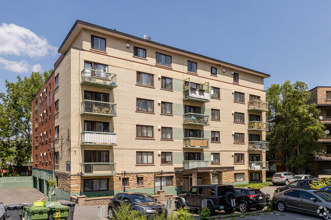 Building Photo - 2715 Pl De Darlington