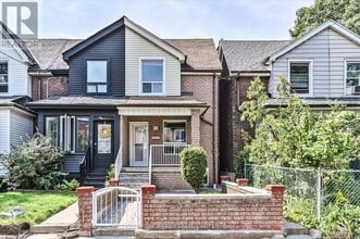 Building Photo - 13 Silver Ave