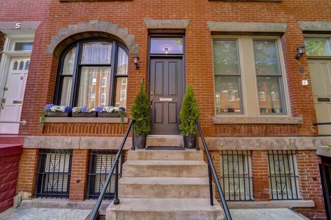 Building Photo - 7 Monticello Ave