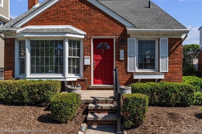 Foto del edificio - 2711 Dorchester Rd
