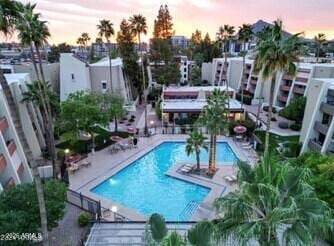Foto del edificio - 7625 E Camelback Rd