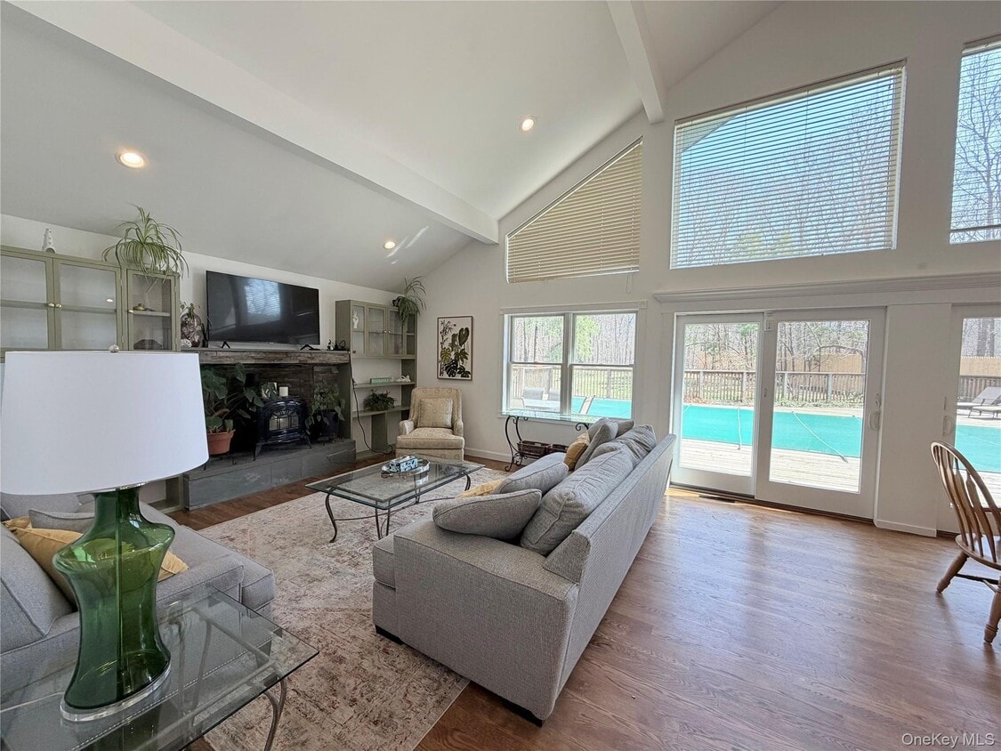 Photo - 11 Michigan St (Long Beach, NY)