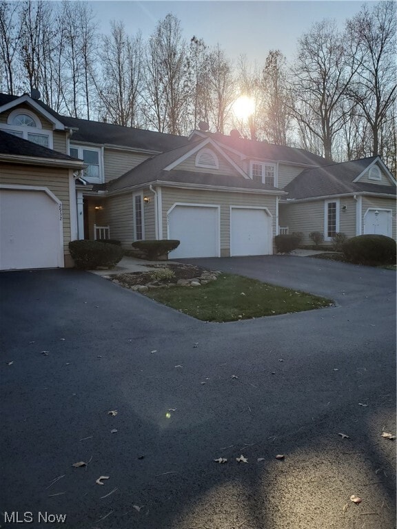 Building Photo - 2930 Heatherwood Ct