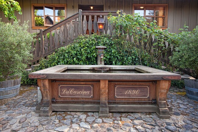 Foto del edificio - 430 Pratt Ave