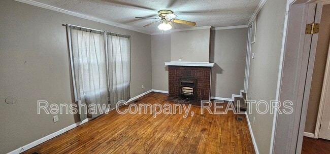 Building Photo - 112 N Sampson Ave