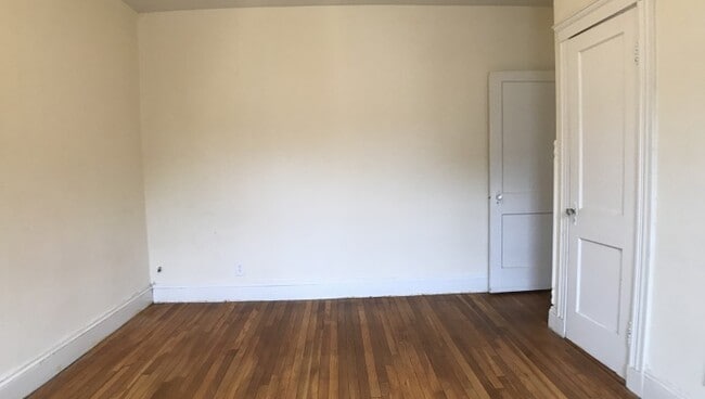 Building Photo - 3 Lothian Rd