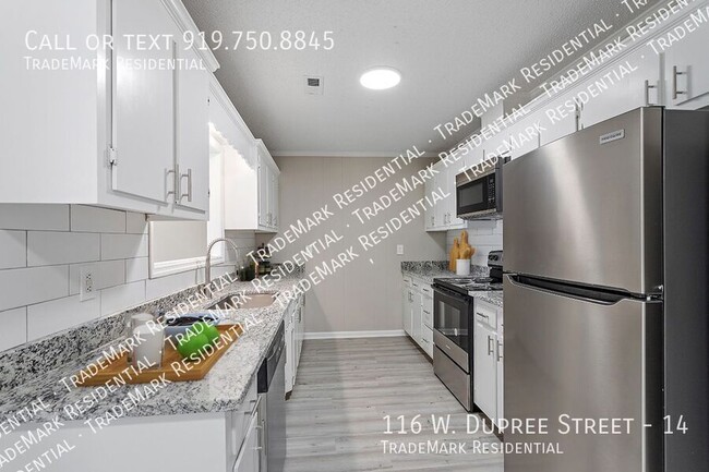 Building Photo - Gorgeous Newly Renovated One Bedroom Townh...