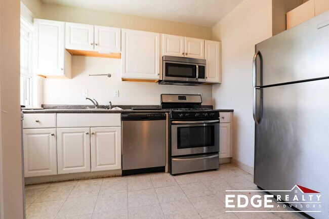 Foto del edificio - 1496 Commonwealth Ave