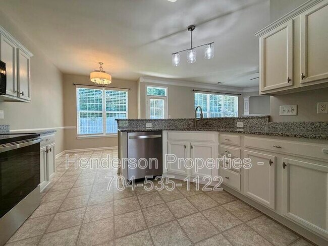 Foto del edificio - 181 Jacobs Woods Cir