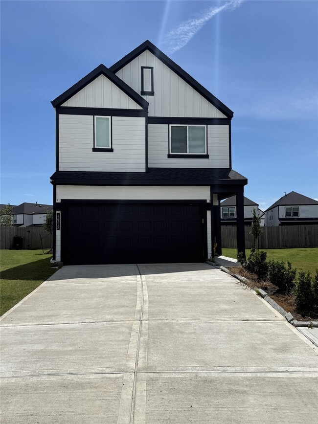 Building Photo - 12312 Greenwood Gate Drive