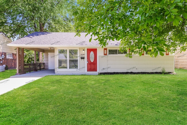 Photo - 8838 Cabot Dr House
