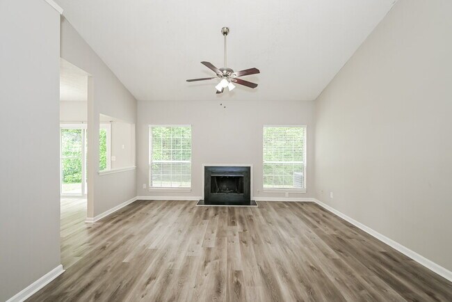 Foto del edificio - 2212 Oak Barrel Ln