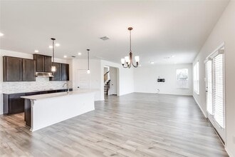 Building Photo - 716 Priscilla Ct