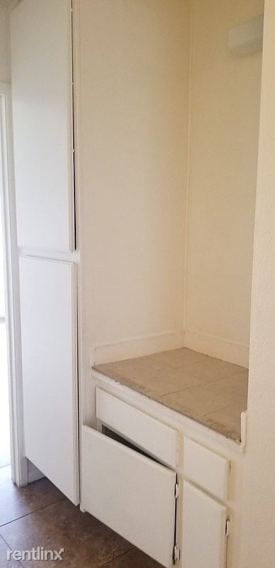 Building Photo - 2 br, 1 bath Apartment - 4182 Trevor Lane C
