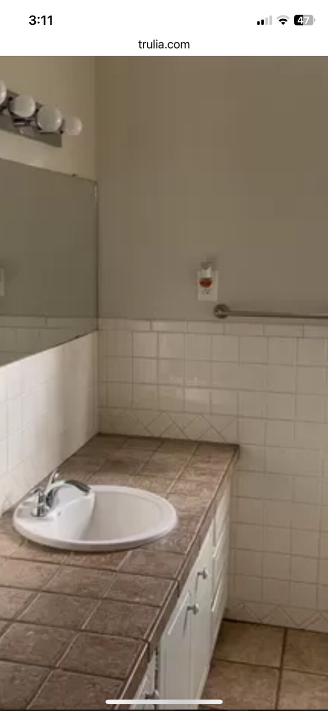 Foto del edificio - 2214 N Fowler St