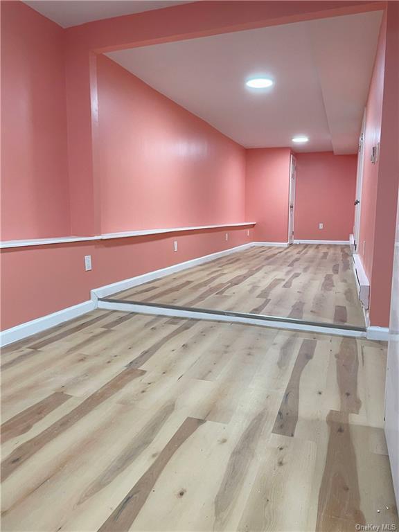 Foto del edificio - 744 Noble Ave