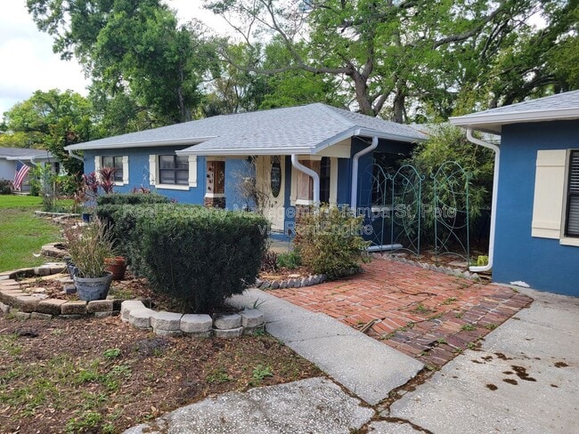 Building Photo - 4311 S Thatcher Ave