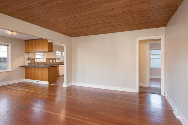 Building Photo - Ogden