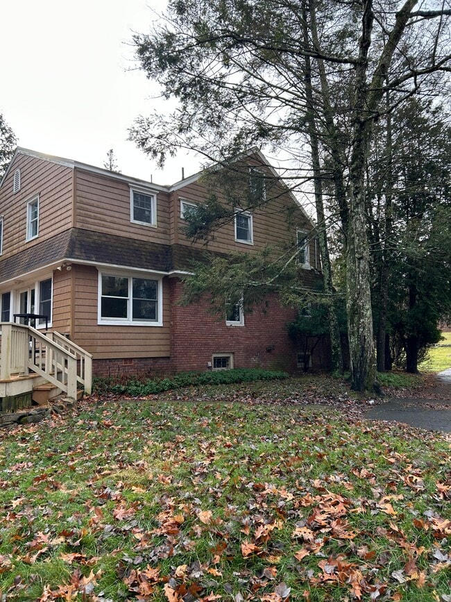 Building Photo - 46 Campbell Ave