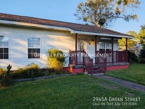 Building Photo - 2945 Green St