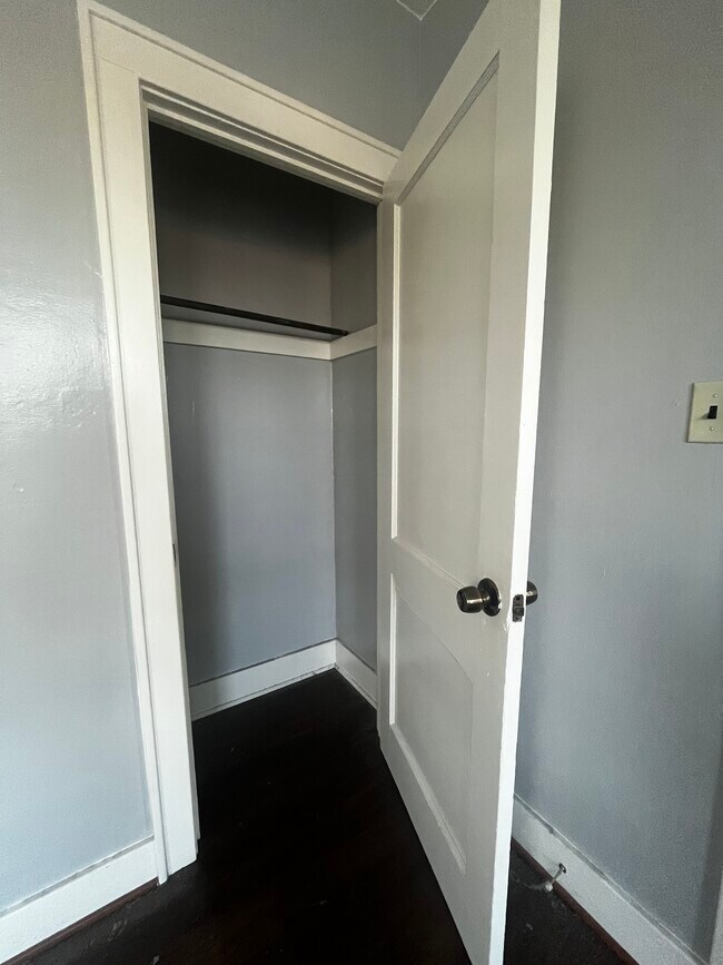 Building Photo - 1510 Lenox Ave