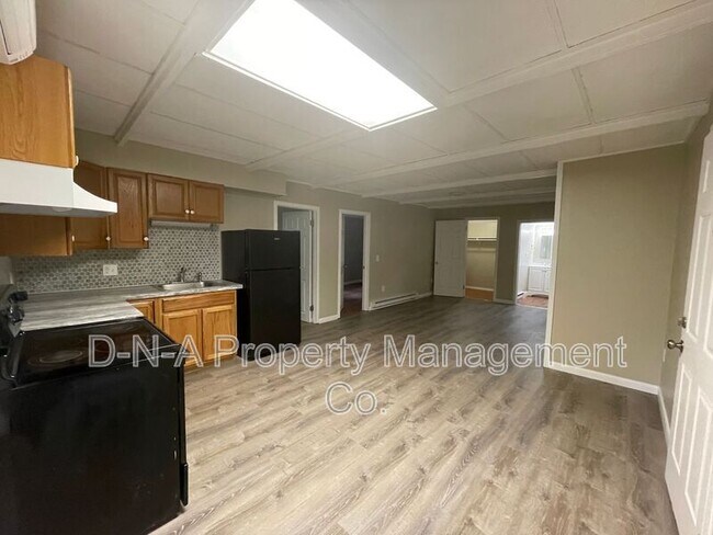 Foto del edificio - 240 Acres Road