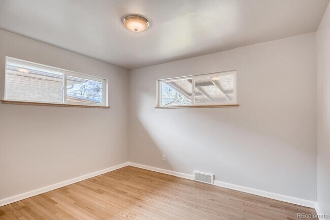Building Photo - 3675 Grape St