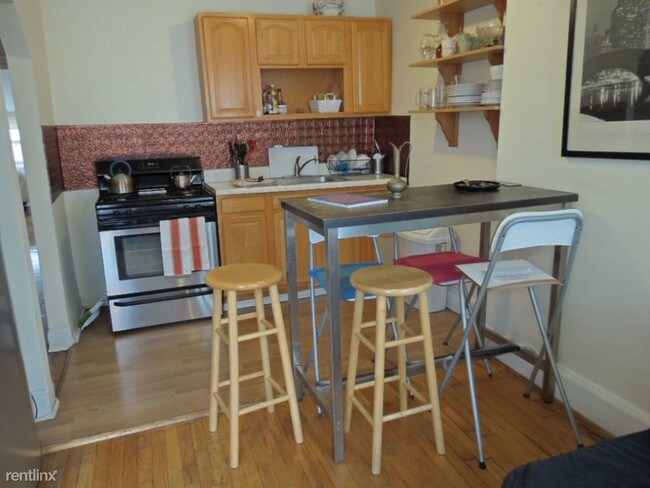 Building Photo - 108 Macon St