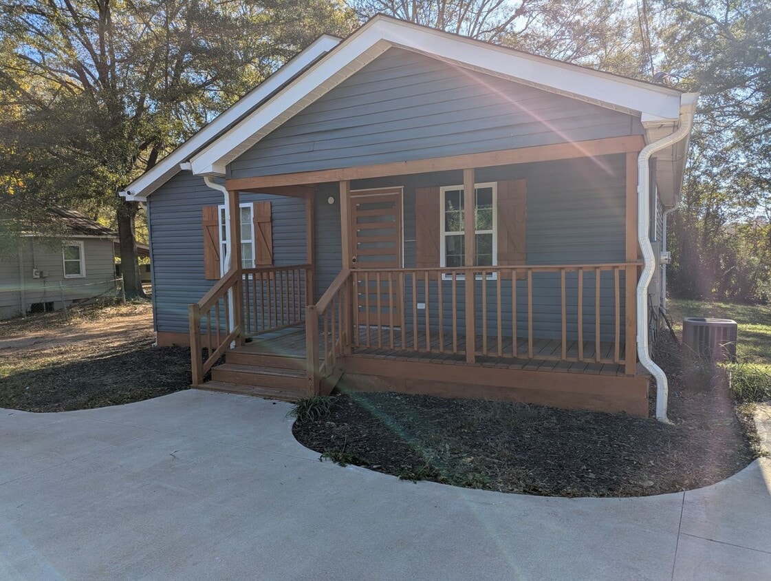 Primary Photo - Very Nice Two Bedroom Two Bath Coming SOON!