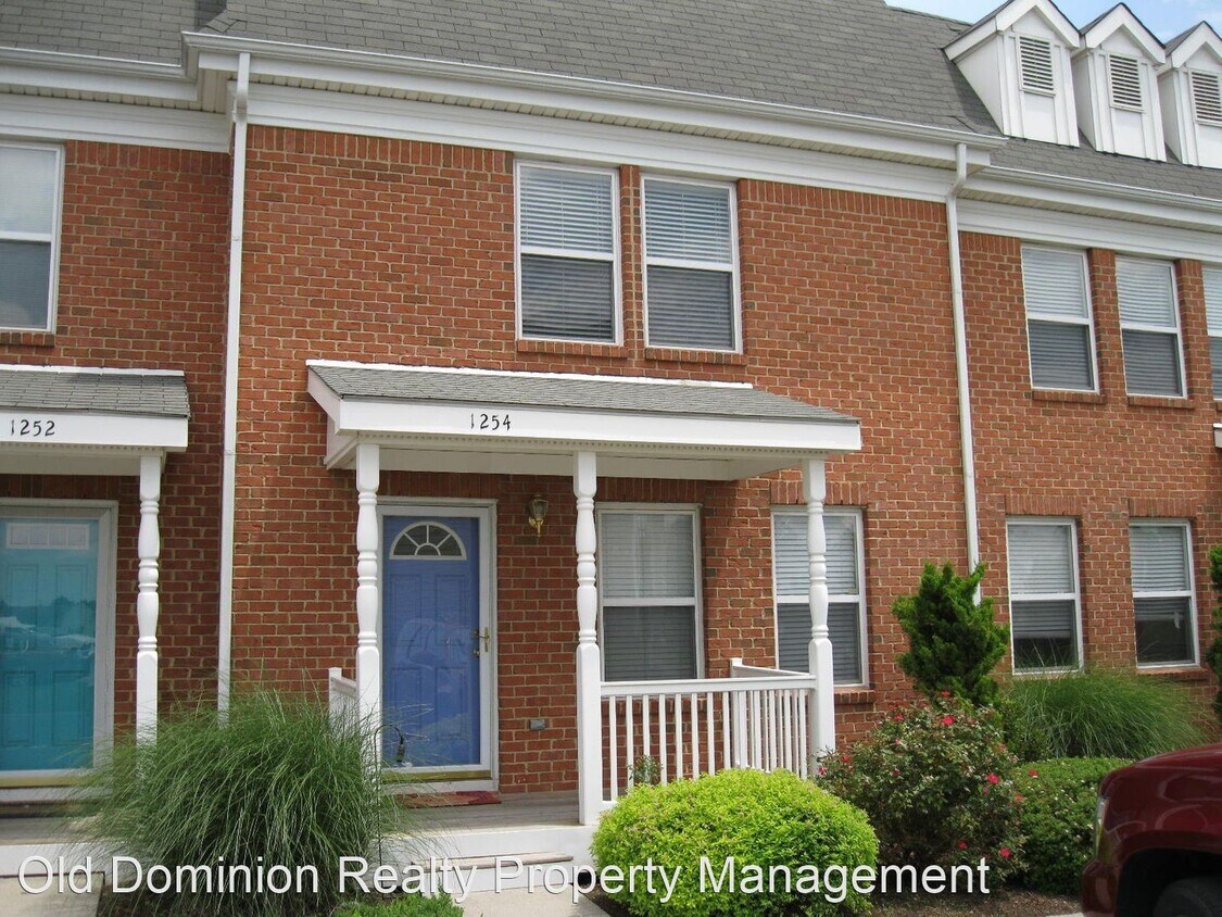 Primary Photo - 1254 Old Richmond Circle
