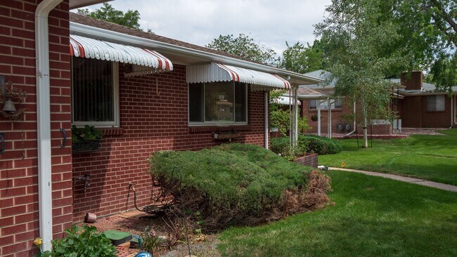 Photo - 3642-3652 Allison St. Apartment