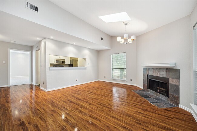 Foto del edificio - 2277 S Kirkwood Rd