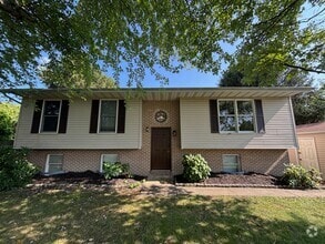 136 Bayscape Dr