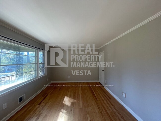 Building Photo - 4231 Laura Ann Pl