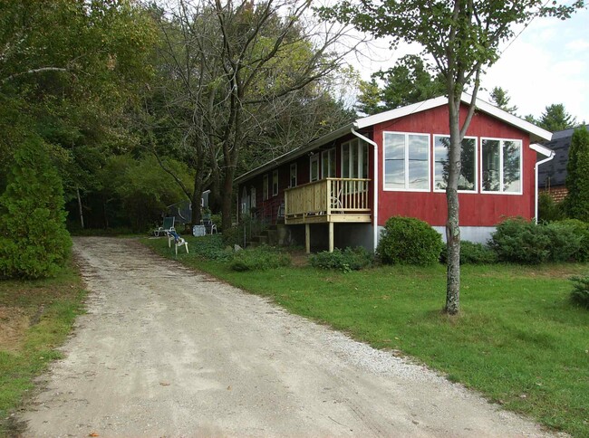 Building Photo - 392 Manchester Rd