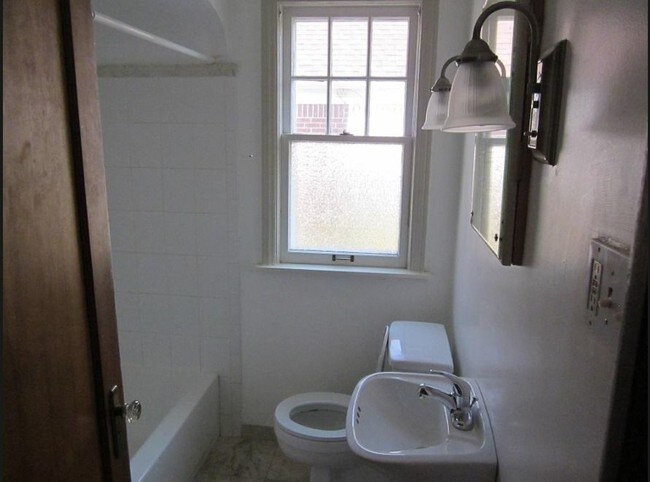 Building Photo - 3754 N 56th St