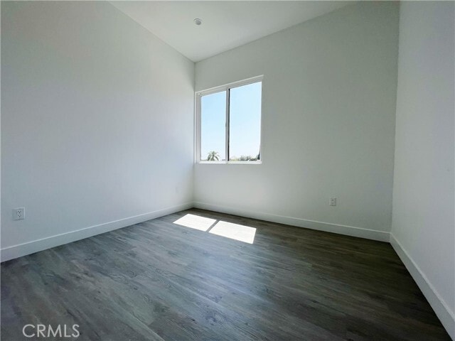 Foto del edificio - 95 Harkness Ave