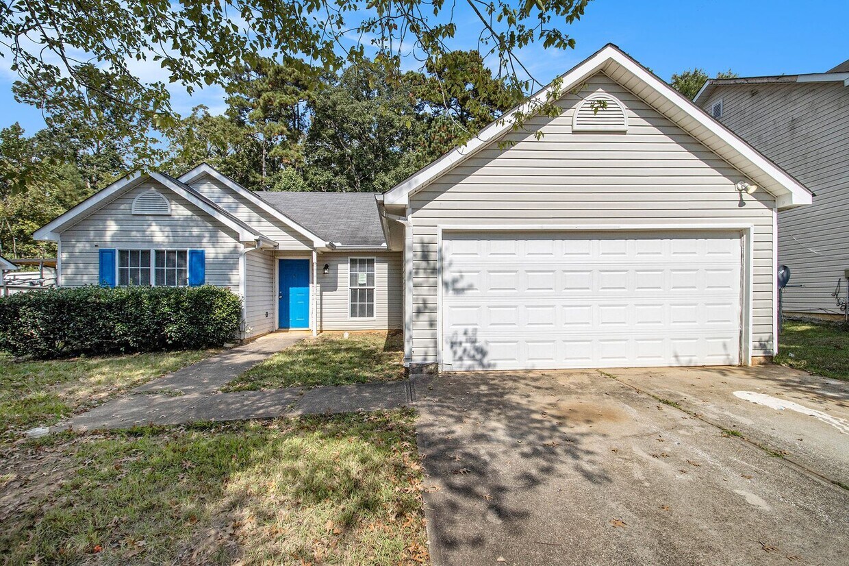 Primary Photo - 3 Bedroom 2 Bathroom House