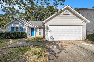 Building Photo - 2824 Cedar Trace Dr