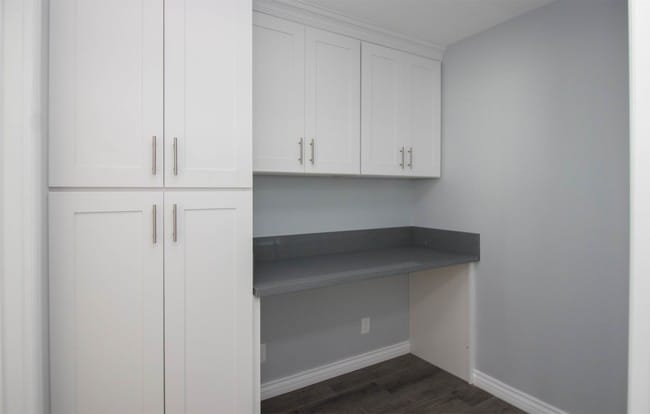 Building Photo - 1244 E 4th St