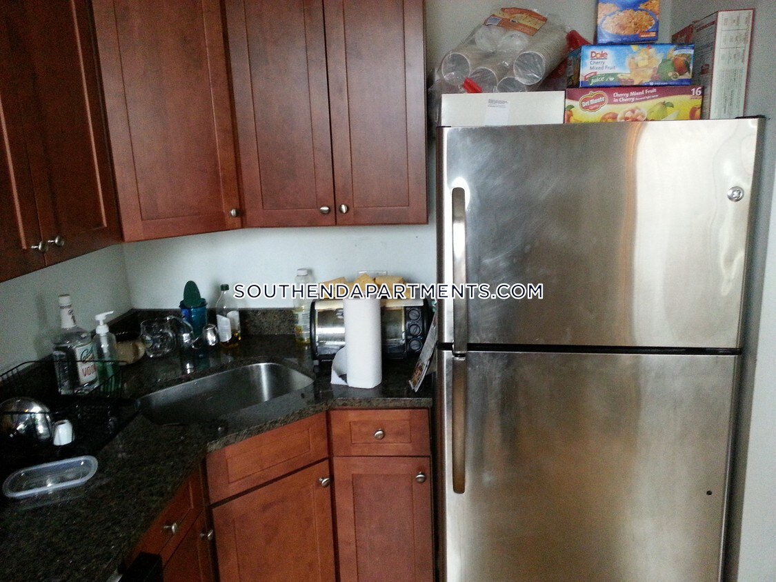 Foto principal - 1682 Massachusetts Ave