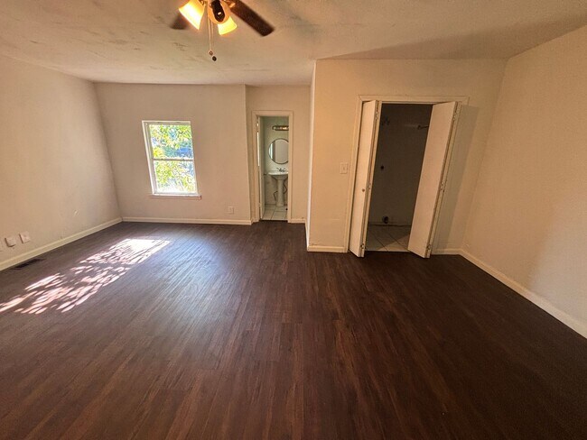 Foto del edificio - Tulsa Single Family Home for Rent 3 beds 2 bath